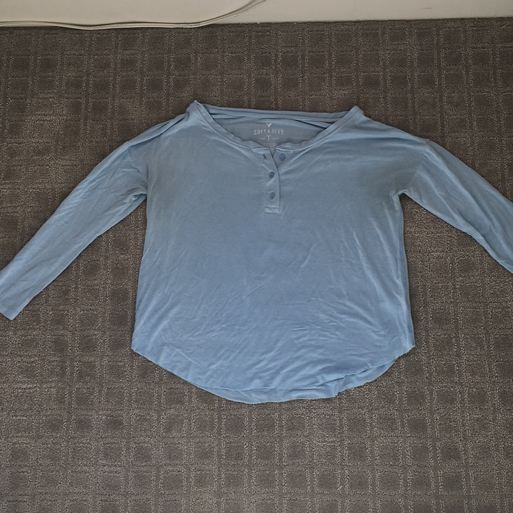 American eagle soft and sexy long sleeve